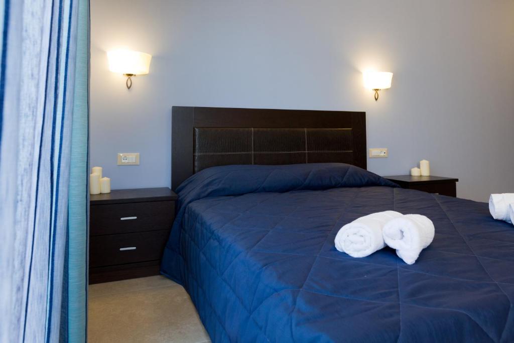 نافبليو Aenaon Rooms الغرفة الصورة
