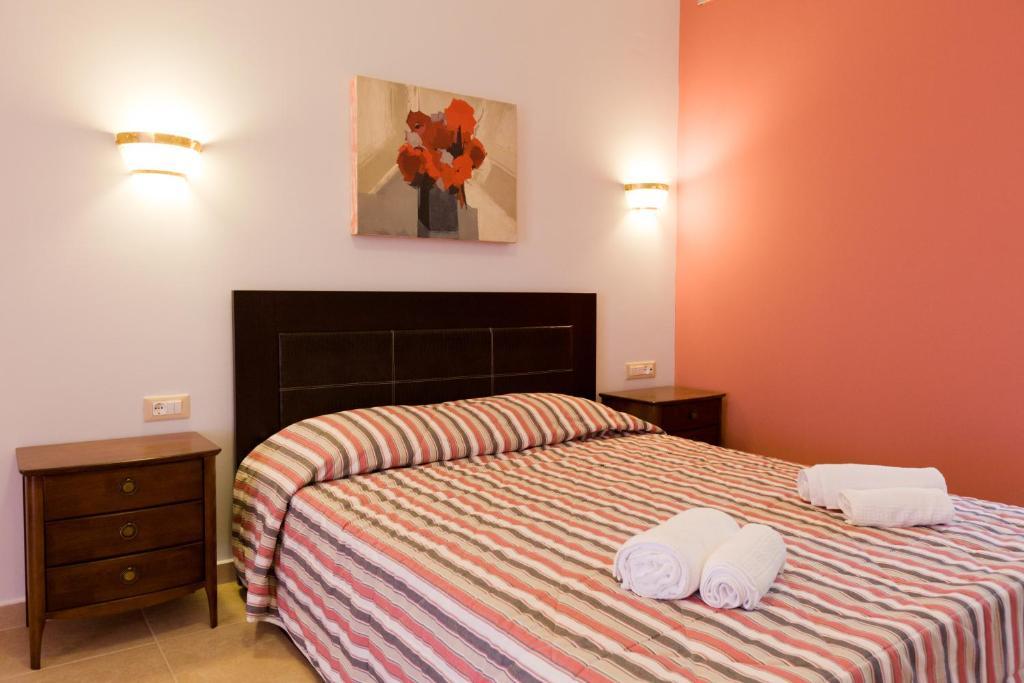 نافبليو Aenaon Rooms الغرفة الصورة